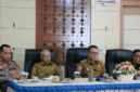 Wali Kota Sungai Penuh Alfin, SH mengikuti Rapat Koordinasi (Rakor) Penanganan Karhutla pada Senin (7/9).(poto: ist.