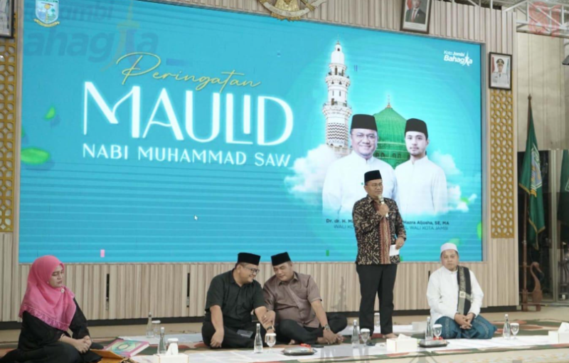 Pemerintah Kota Jambi menggelar acara Peringatan Maulid Nabi Jambi secara khidmat di Aula Griya Mayang Rumah Dinas Wali Kota, Jumat (11/9/2026).(poto: jambilink.id).