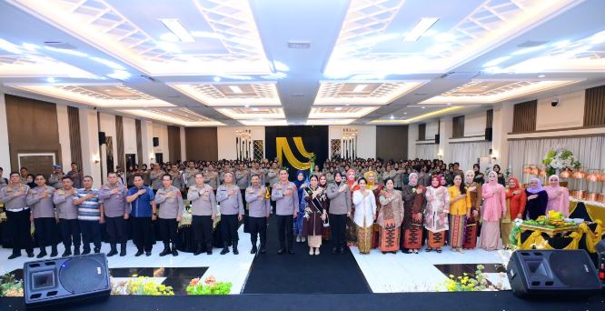 Kepolisian Daerah Jambi menggelar syukuran Hari Jadi Polwan Republik Indonesia ke-78 di markas Polda Jambi pada Selasa (1/9/2026).(poto: tribratanews.jambi).