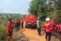 Tim Gabungan Satuan Tugas Penanganan Karhutla langsung bergerak cepat mengecek titik panas di Desa Sarana Jaya, Kecamatan Bathin III, Kabupaten Bungo, Jambi, Rabu (9/9/2026).(poto: ist).