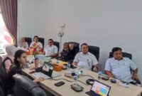 Sekretaris Daerah Merangin, Zulhifni, turun langsung memimpin rapat percepatan pelaksanaan program strategis ini di Ruang Rapat Sekretariat Daerah, Rabu (2/9).(poto: meranginkab).