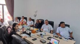 Sekretaris Daerah Merangin, Zulhifni, turun langsung memimpin rapat percepatan pelaksanaan program strategis ini di Ruang Rapat Sekretariat Daerah, Rabu (2/9).(poto: meranginkab).