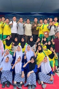 MTsN 1 Kota Sungai Penuh Dominasi Juara KOMPAS Jenjang MTs