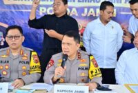 Kapolda Jambi Irjen Pol. Widodo memimpin langsung pemaparan capaian penegakan hukum tersebut di Mapolda Jambi pada Senin, 26 Oktober 2026.(poto: jamberita.com).
