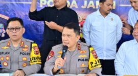 Kapolda Jambi Irjen Pol. Widodo memimpin langsung pemaparan capaian penegakan hukum tersebut di Mapolda Jambi pada Senin, 26 Oktober 2026.(poto: jamberita.com).