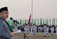 Bupati Bungo H. Dedy Putra Bertindak sebagai Inspektur Upacara Peringatan Hari Santri Nasional.(poto: jambiprima.com).