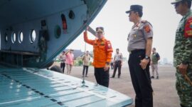 Pelepasan tim operasi gabungan berlangsung di Posko Udara Ex VIP Room Bandara Lama pada Minggu (18/10/2026).(poto: istimewa).