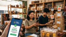 Ilustrasi Pelaku UMK di Indonesia kini bisa menikmati diskon biaya layanan minimal 50% lewat aplikasi Sapa UMKM.(poto: AI).