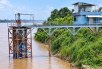 Penampakan kekeruhan Sungai Batanghari.(poto: jambiprima.com).