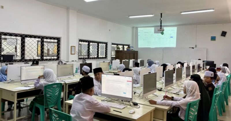 Sebanyak 165 pelajar madrasah membuka persaingan ketat dalam gelaran Olimpiade Madrasah Indonesia 2026 Tingkat Provinsi Jambi.(poto: jambiprima.com).
