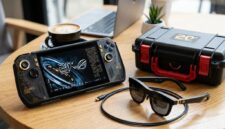 Ilustrasi Paket spesial ASUS ROG XBOX Ally X20 bersama kacamata AR ROG XREAL R1 dan Pelican Case edisi 20 tahun di Jakarta.(poto: AI).