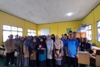 Tim pengabdian masyarakat PGSD FKIP Universitas Jambi menggelar program pelatihan Canva AI guru di SD IT Darunnajah, Kabupaten Kerinci, Sabtu (26/9/2026).(poto: jamberita.com).
