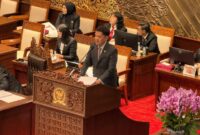Komisi III DPR RI resmi menunjuk politisi Partai Gerindra, Habiburokhman, untuk memimpin Panitia Kerja Rancangan Undang-Undang Perampasan Aset Tindak Pidana.(poto: AI).