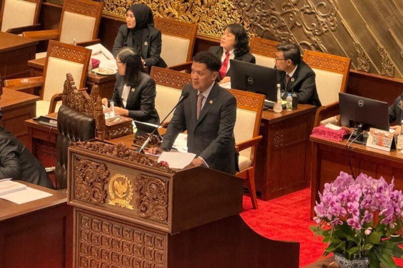 Komisi III DPR RI resmi menunjuk politisi Partai Gerindra, Habiburokhman, untuk memimpin Panitia Kerja Rancangan Undang-Undang Perampasan Aset Tindak Pidana.(poto: AI).