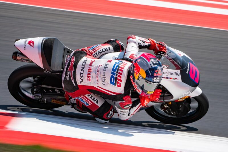 Veda Ega Pratama saat berlaga pada MotoGP Indonesia 2026.(poto: kompas.com).