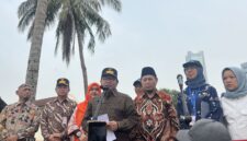 Gubernur DKI Jakarta Pramono Anung mengapresiasi massa mahasiswa yang menggelar unjuk rasa di Bundaran Hotel Indonesia pada Rabu, 28 Oktober 2026.(poto: kompas.com).