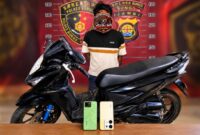 Tim GUNJO Satreskrim Polres Bungo menangkap seorang pria berinisial MM (35) asal Lubuk Linggau, Sumatera Selatan.(poto: jambiprima.com).