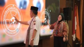 Wakil Gubernur Jambi Dr. H. Abdullah Sani, M.Pd.I., hadir langsung membuka acara bersama jajaran pimpinan rektorat dan sivitas akademika kampus pinang masak.(poto: istimewa).