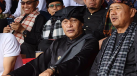 Wakil Wali Kota Sungai Penuh, Azhar Hamzah, turut hadir langsung memenuhi undangan penutupan pada Minggu (25/10).(poto: istimewa).