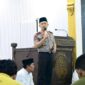 Kapolda Jambi Irjen Pol. Drs. Widodo, S.H., M.H., melaksanakan kegiatan Subuh Keliling di Masjid Nurul Huda, Sungai Putri, Kec. Telanaipura, Kota Jambi, pada Sabtu (24/10/2026).(poto: tribratanews.jambi.polri.go.id).
