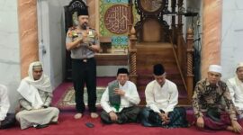 Wakapolda Jambi Brigjen Pol. K. Yani Sudarto menyambangi ratusan jamaah di Pendopo Majelis Ilmi wa Dzikri Al-Hidayah, Kota Jambi, Minggu (25/10/2026).(poto: tribratanews.jambi.polri.go.id).