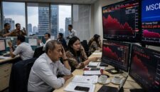 Ilustarsi: Pekerja di kantor keuangan Jakarta cemas memantau IHSG yang anjlok dan rupiah yang melemah di layar pergerakan saham.(poto: AI).