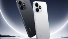 Ilustrasi: Desain modern Realme P4s Lite varian warna Nebula Black & Moonlight Silver dengan baterai 7.000 mAh.(poto: AI).
