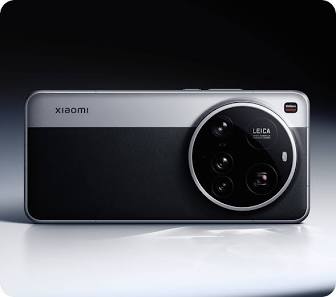 Ilustrasi modul kamera lini flagship Xiaomi Ultra. Biaya sensor kamera mutakhir dan lonjakan harga memori menjadi pemicu rumor pembatalan model Ultra generasi berikutnya.(poto: AI).